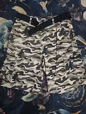 Men's Camo Cargo Shorts in Black & Gray with Utility Belt